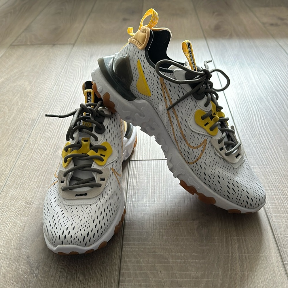 👟NWOT Nike D/MS/X Men’s Size 8 Sneakers👟